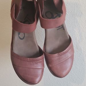 Red otbt wedges size 9
